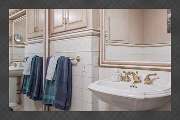 Main Floor Bathroom