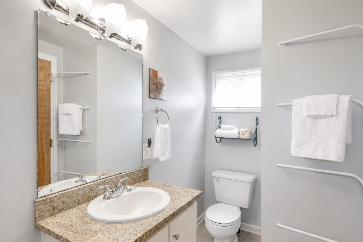 2nd bathroom