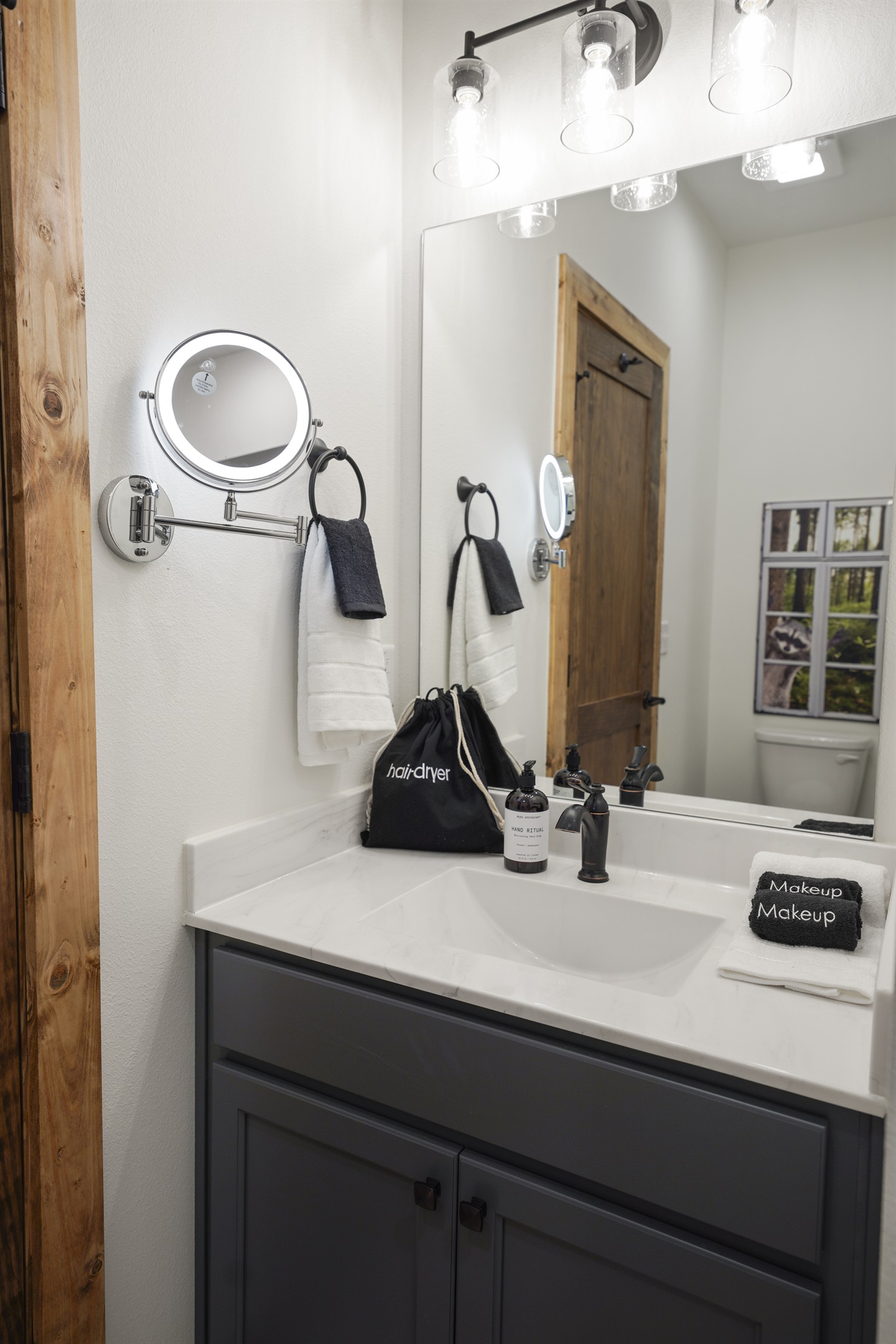 Attached ensuite bathroom with everything you need to freshen up