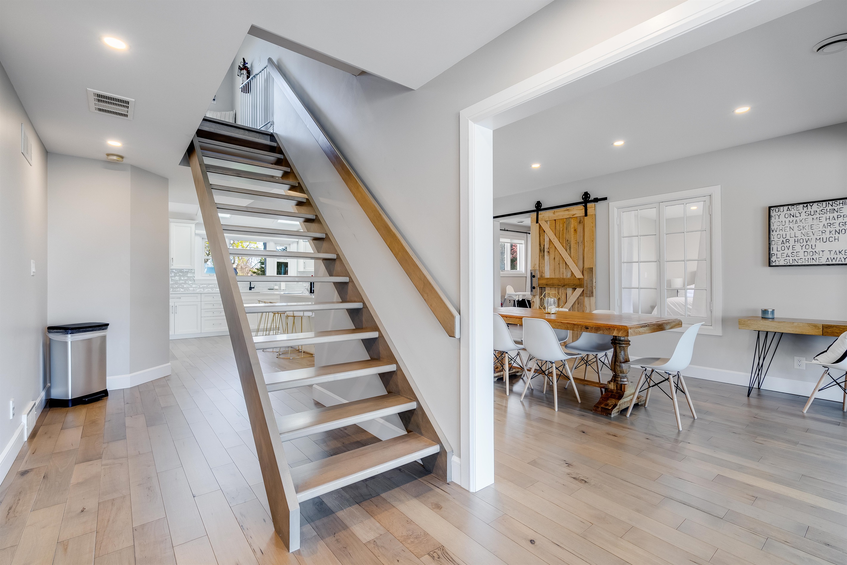 stairs to second floor bedrooms