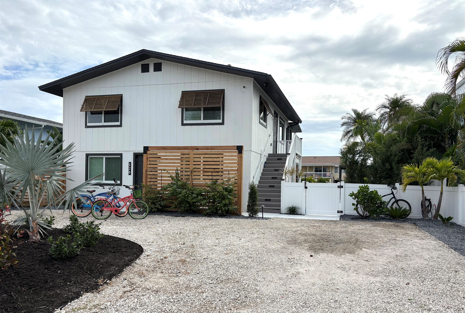 Parking Left/Right 4 Cars