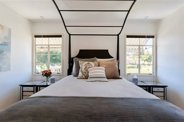 Bedroom 2 - queen bed