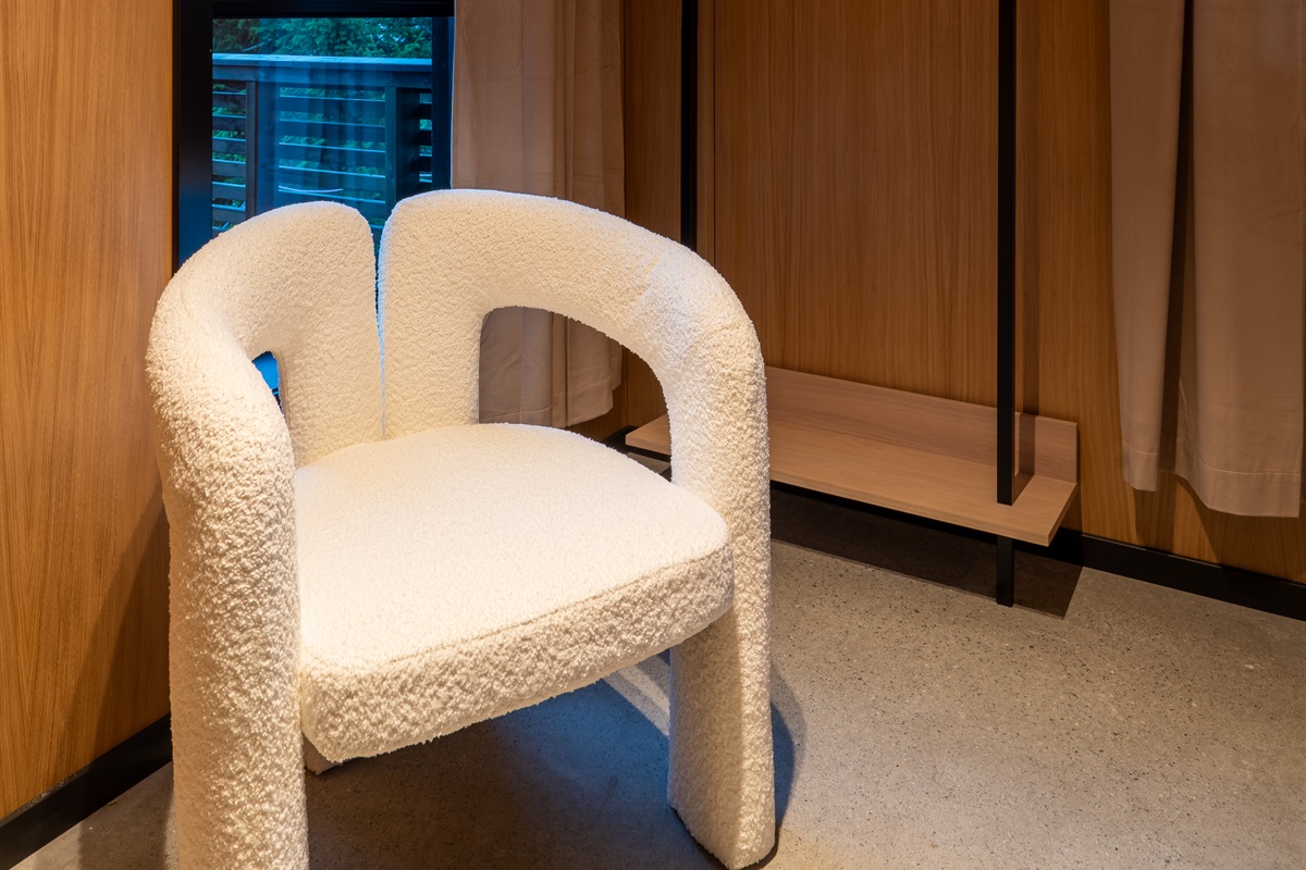Bedroom 1, sitting chair