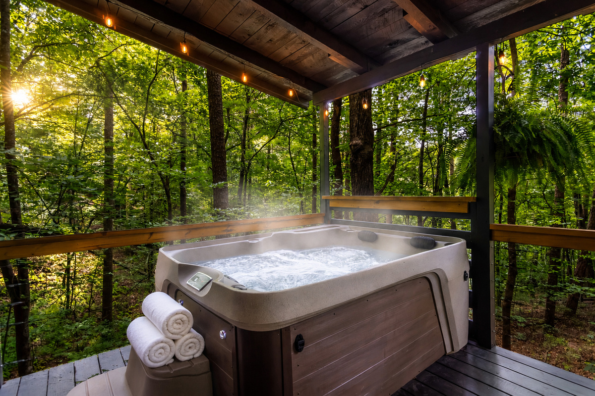 Private hot tub