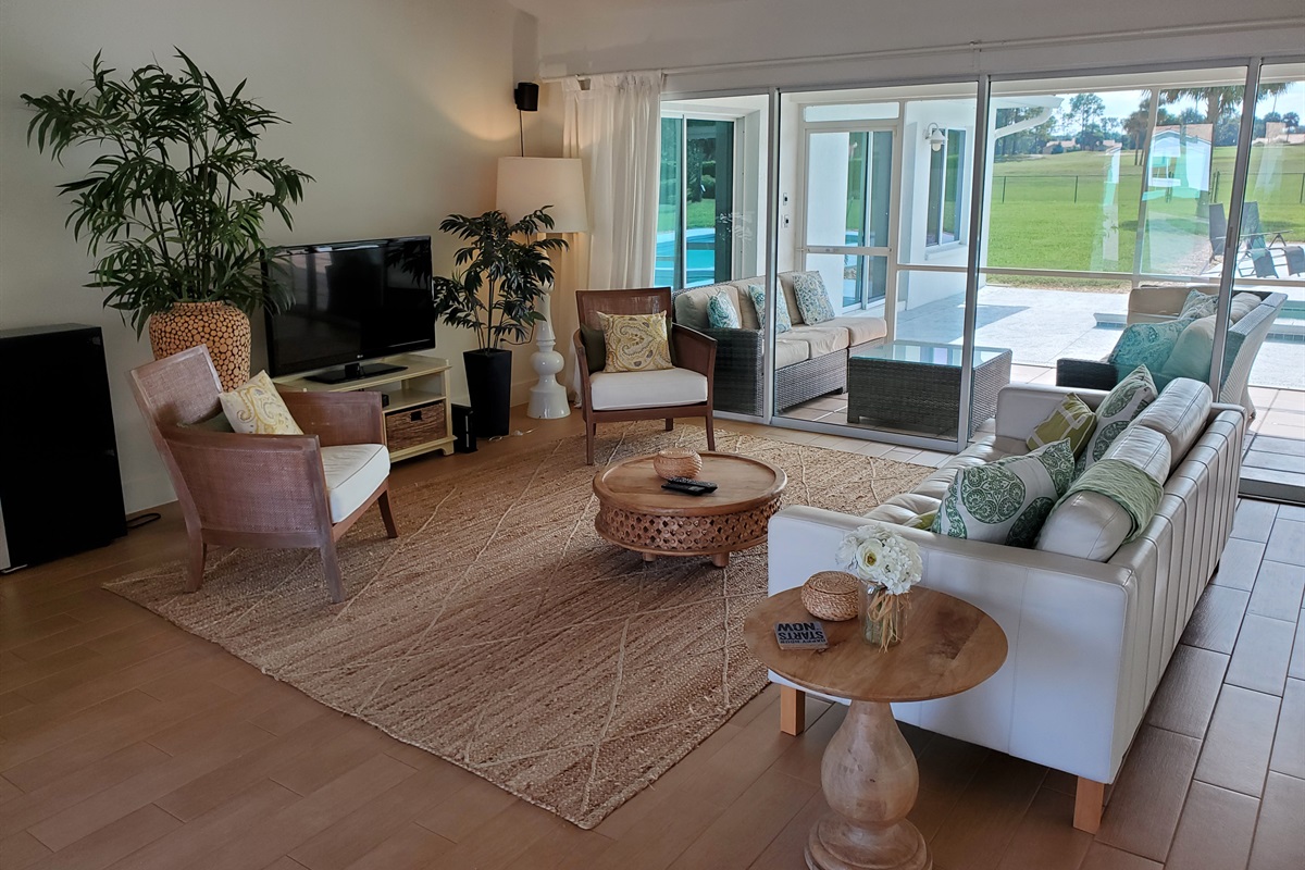 Living Room and cable TV
