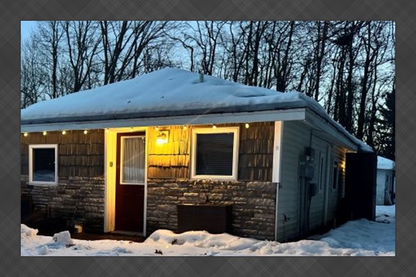 Step into The Duet cottage and enjoy a cozy winter get away.