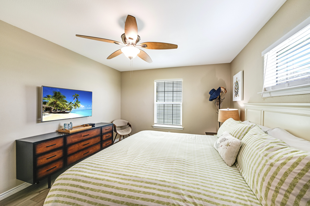 Master Bedroom:  Flat screen TV
