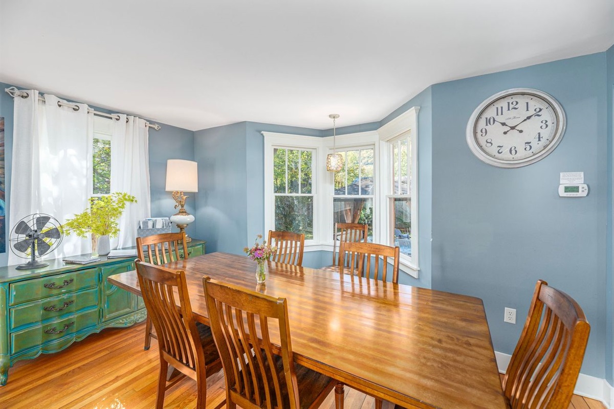 Large table (seats 8) for dining and playing games.