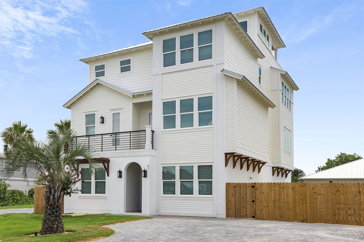 A retreat thoughtfully designed by vacationers for vacationers who crave something beyond the ordinary.