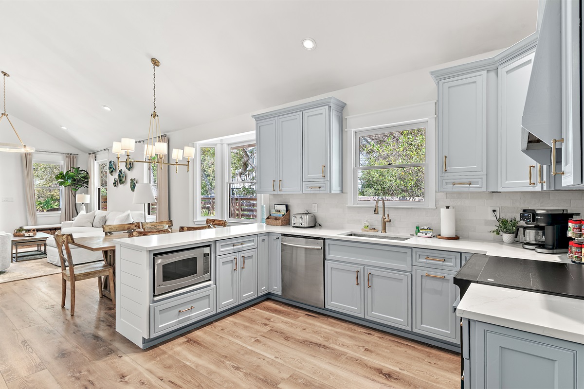 Updated Modern Kitchen – Sleek gray cabinetry + quartz countertops for a bright, elevated space