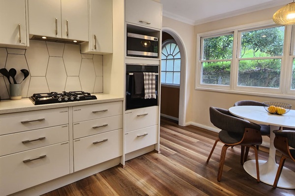 The kitchen is fully stocked with top-end appliances and everything needed to prepare wonderful meals. We provide Nespresso Vertuo pods and machine for a quality morning coffee!