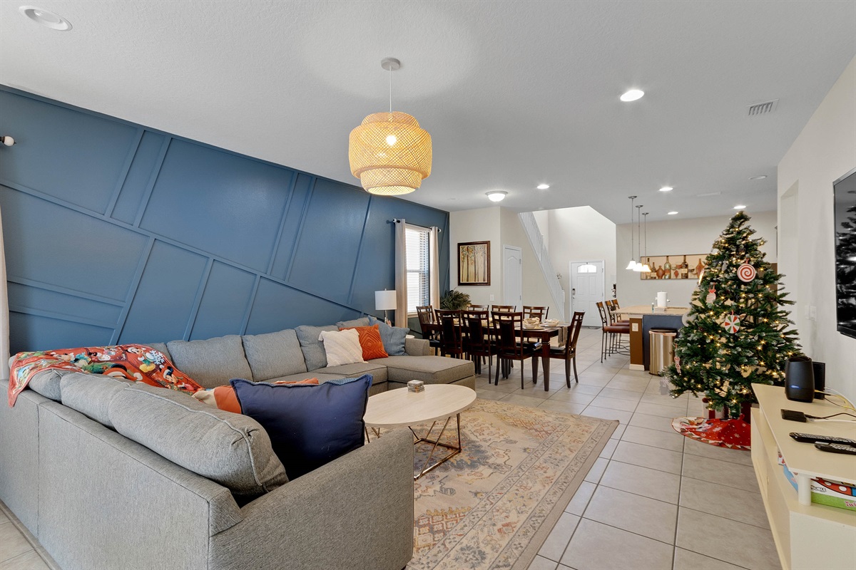 Stylish, Spacious, and Perfect for Family Moments!