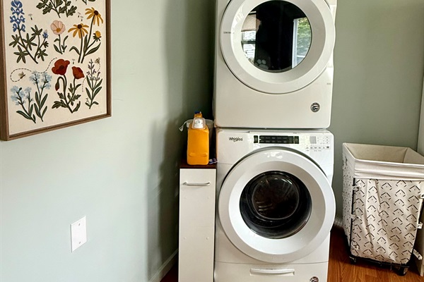 yep, you can do laundry!