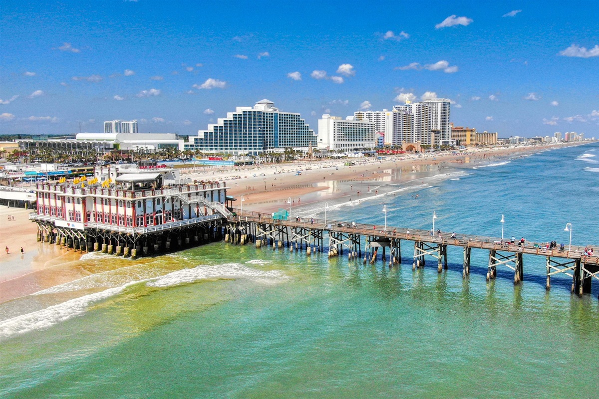 Enjoy the Daytona Beach Pier and boardwalk attractions