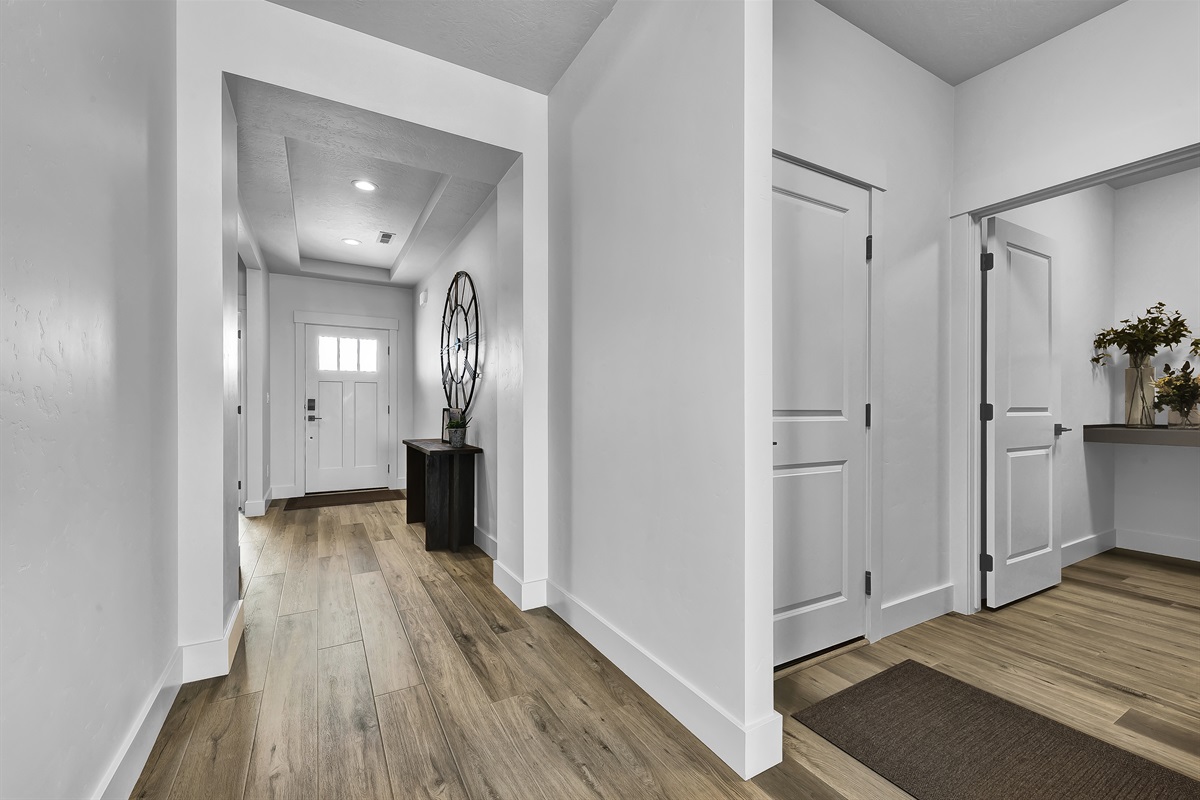 Entry and mudroom area