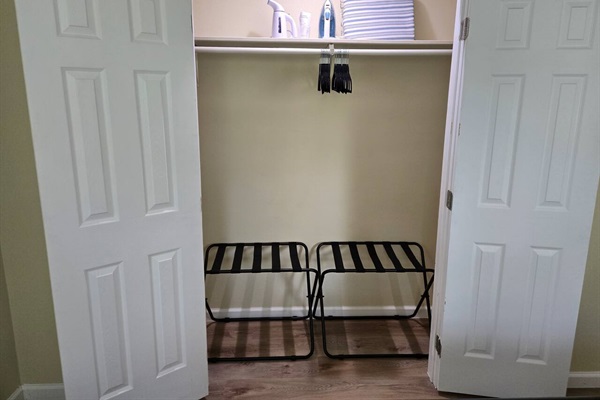 King bedroom closet.