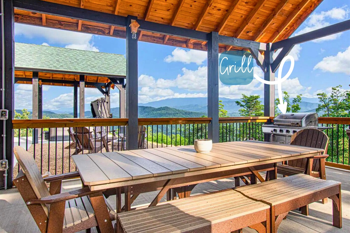 Outdoor Dining Area with Two Grills on the Main Level Deck