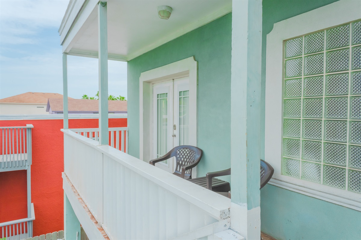 Balcony overseeing the swimming pool