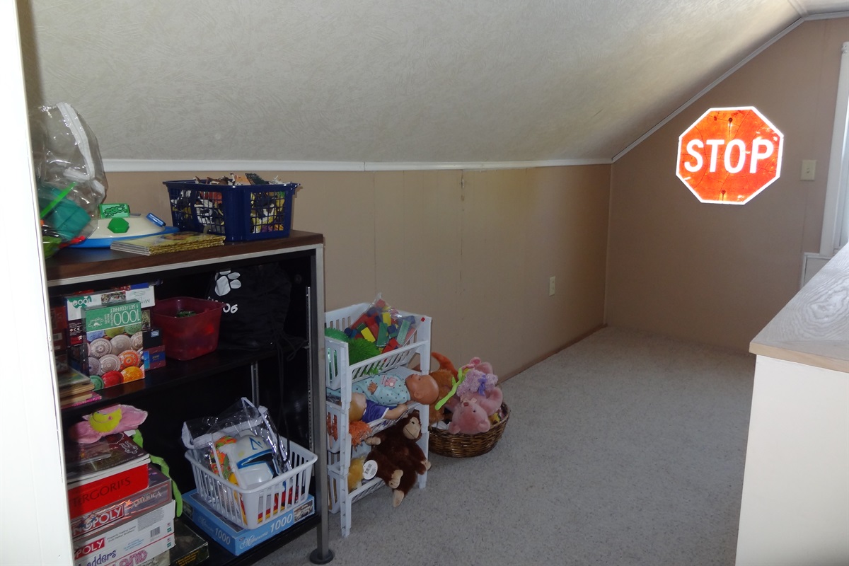 3rd bedroom upstairs with queen bed