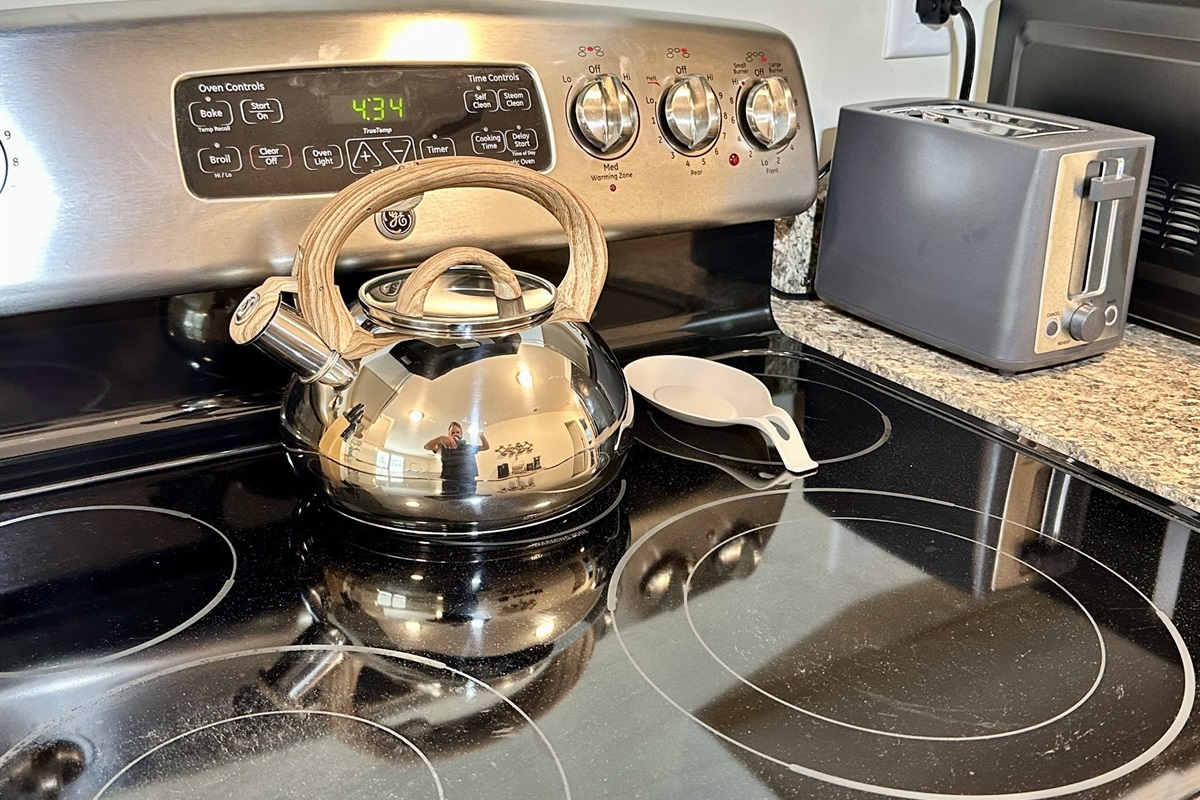 Tea kettle for you tea-lovers :)