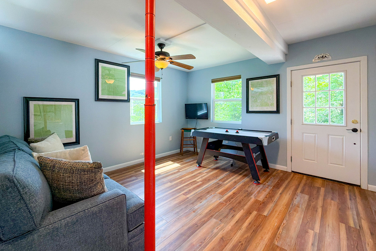 basement game room