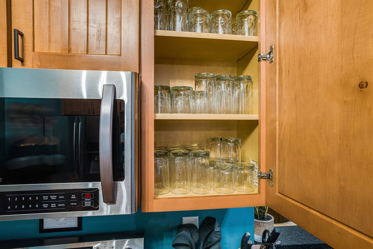 Cheers! We’ve got glassware for every sip, from juice in the morning to wine by the fire at night