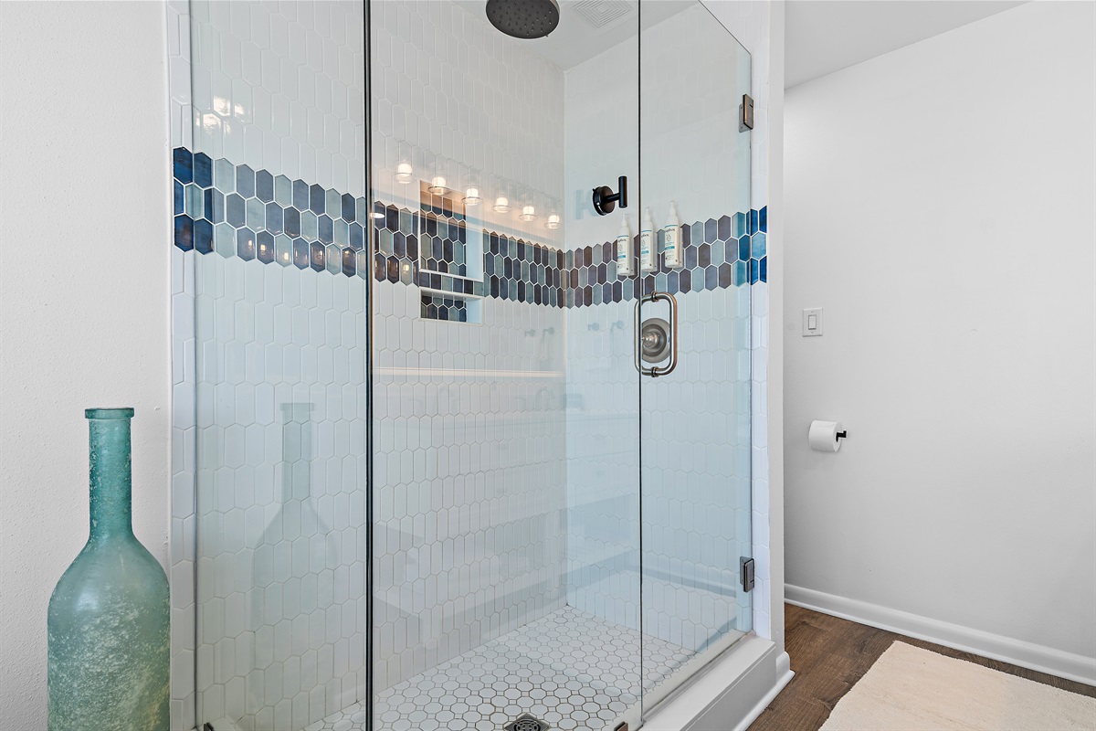 3rd Floor - Bedroom 1: Master ensuite Remodeled Bathroom with Gulf View soaker tub and walk in shower
