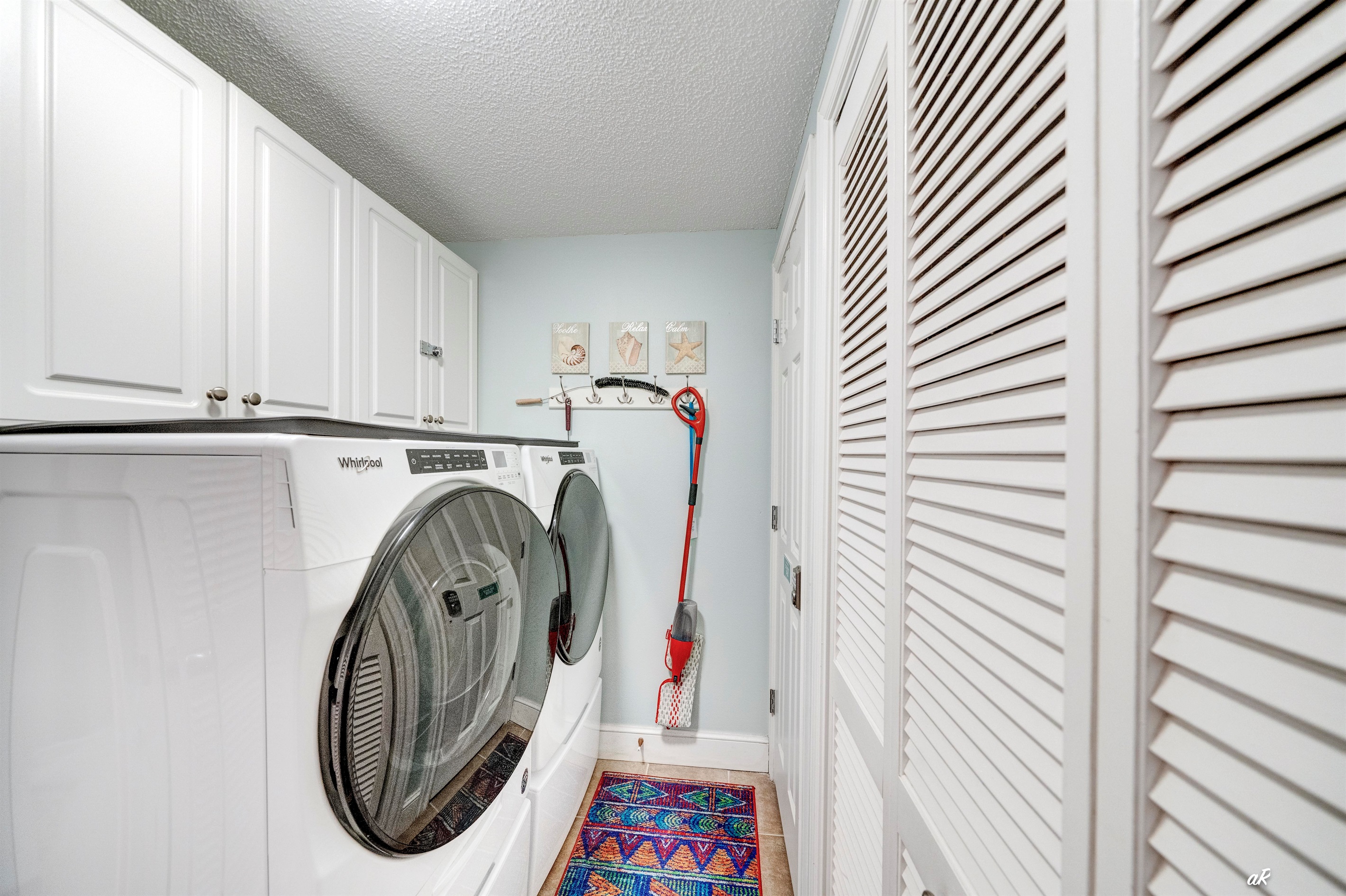 Full washer and dryer