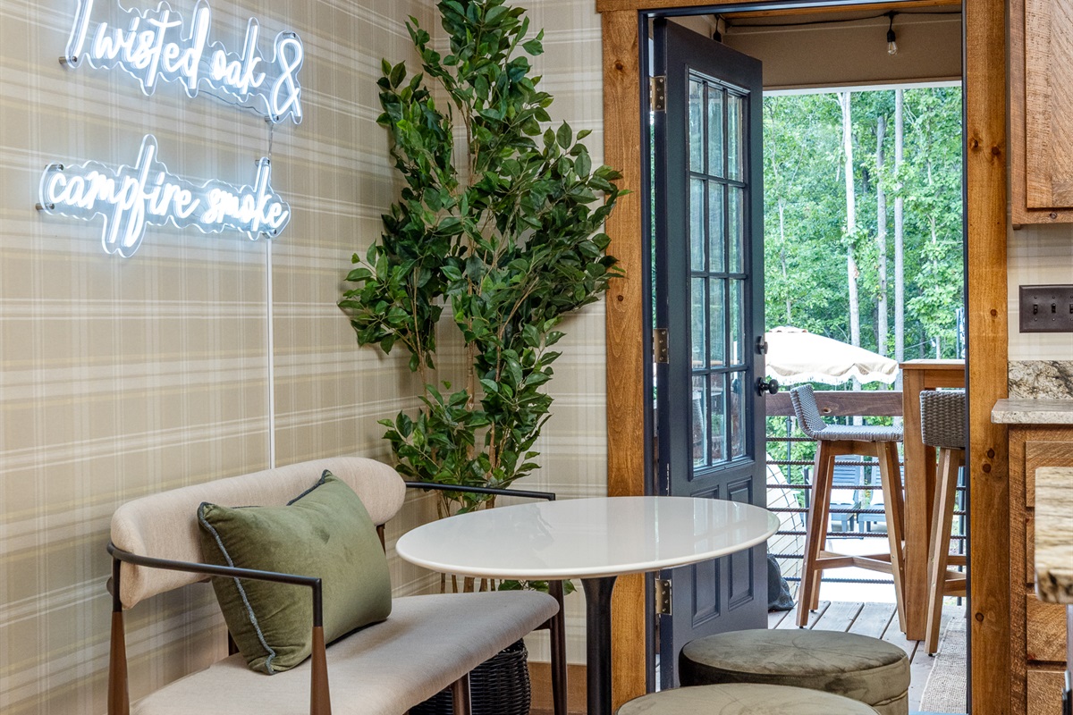 From indoor comfort to outdoor serenity, everything flows effortlessly here.

