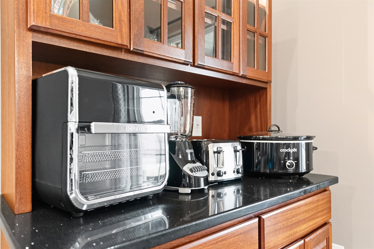 All the small appliances covered. Air Fryer, crock pot, blender, and more - you&rsquo;re set.