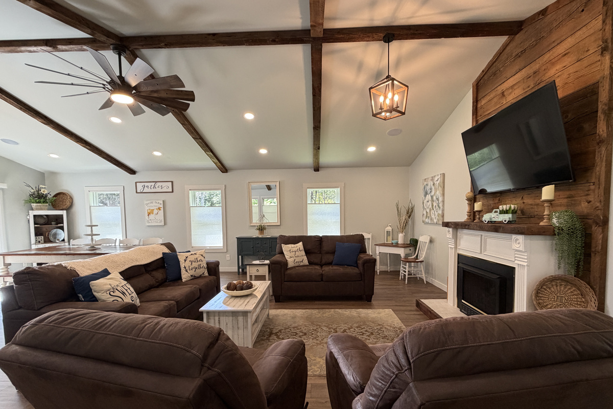 Great Room lounge seating