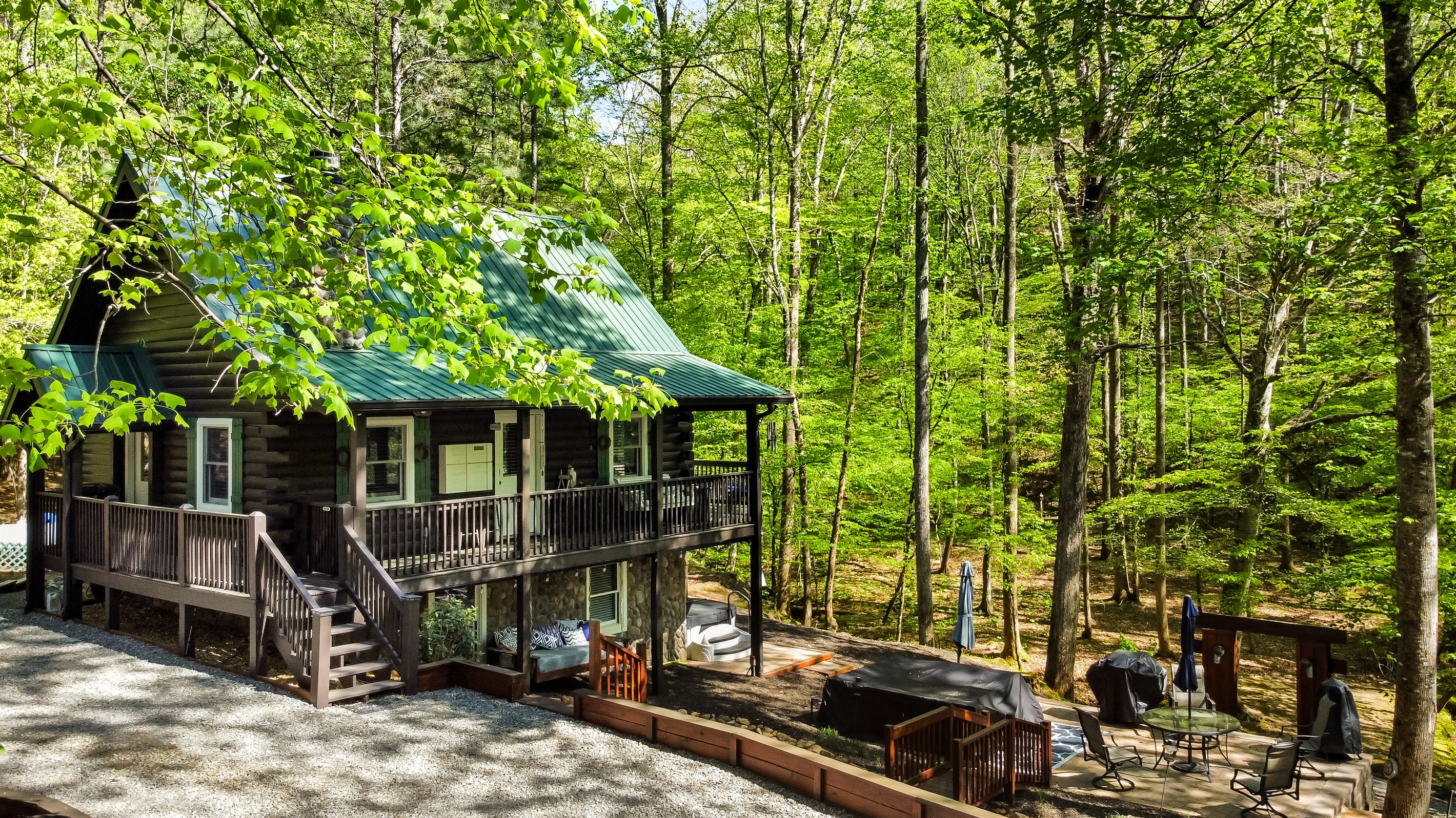 Creekside Retreat | Hot Tub Bliss & Firepit Nights 6