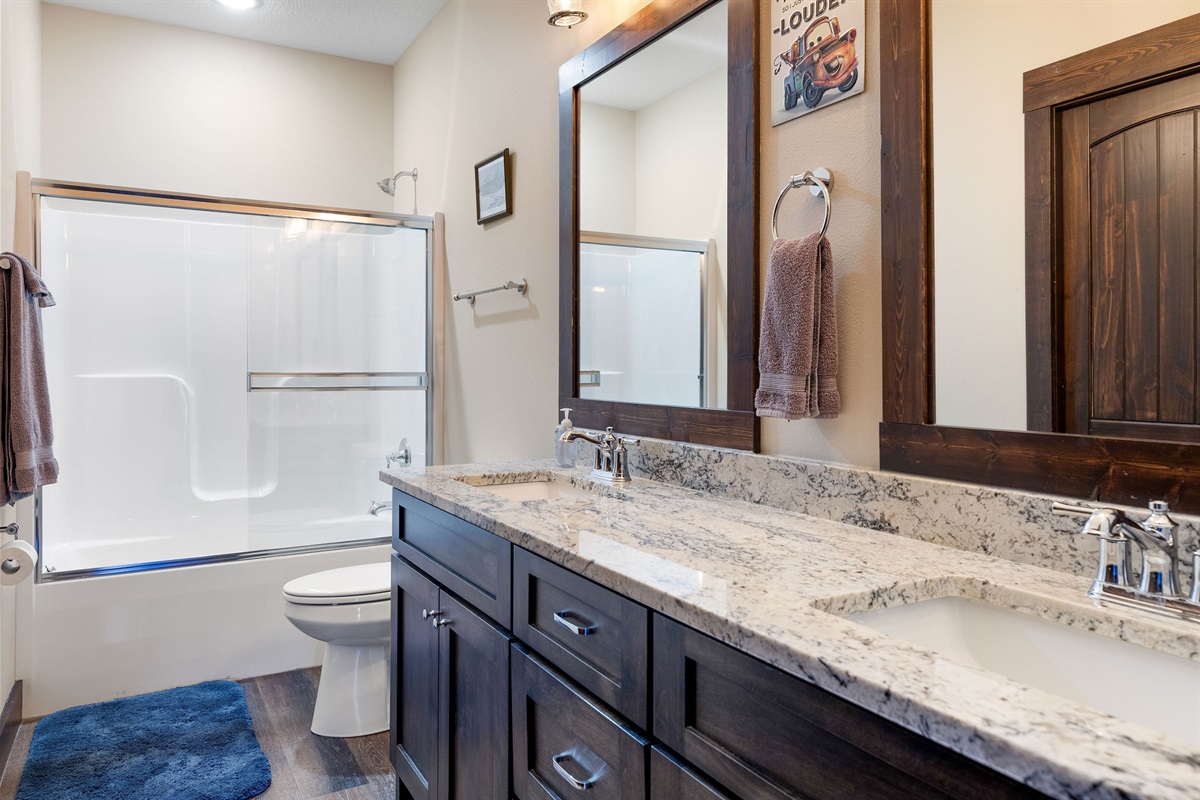 Ensuite bath