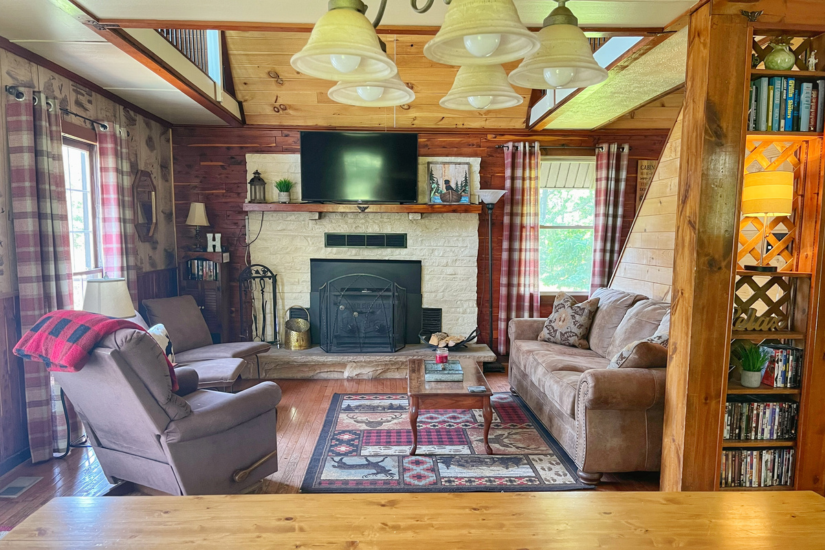 Cozy up in the open space Livingroom