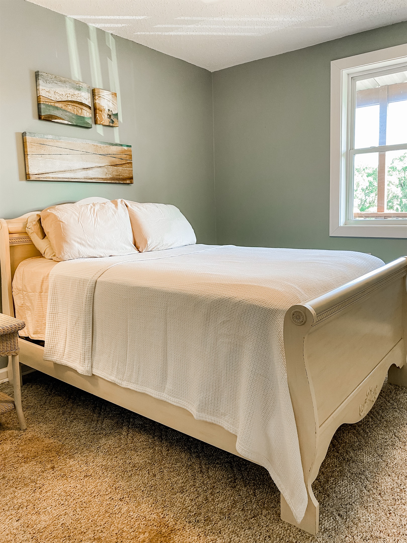 TBedroom with Double bed, closet and views of canal.