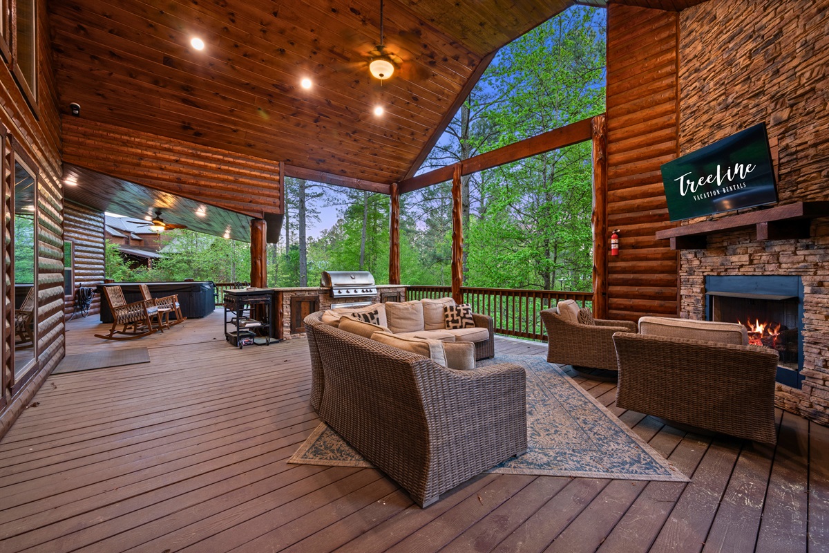 With plenty of seating available, the deck provides an ideal space for everyone to come together while taking in the peaceful forest surroundings.