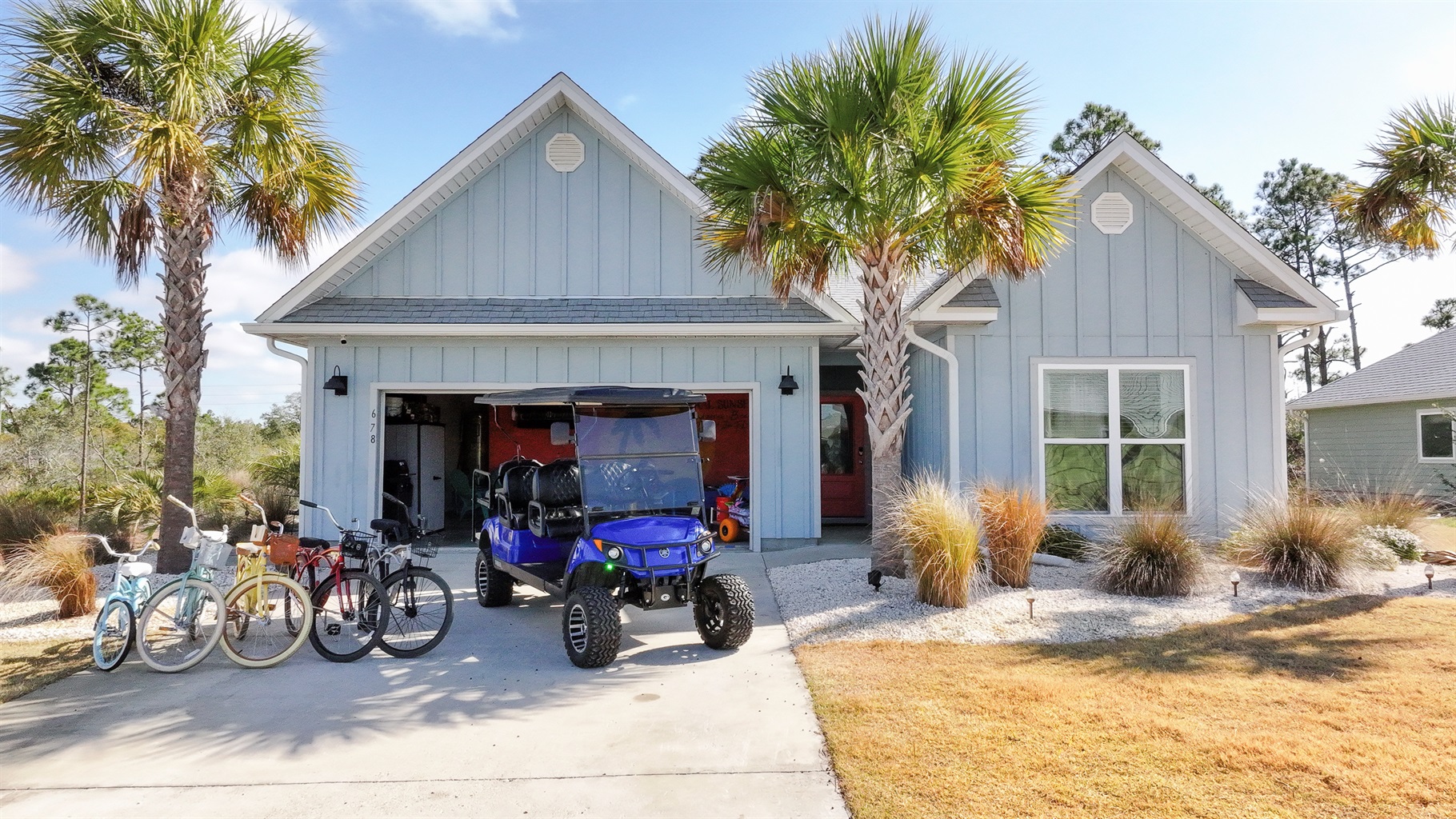 Navigate the area with ease using our 6 seater golf cart and bikes, included with your stay
