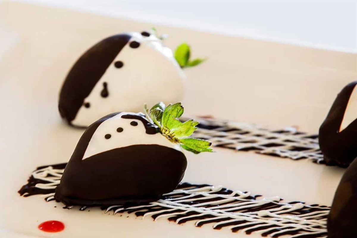 Dining at Pueblo Bonito Rose, Vacation Travel Exclusives