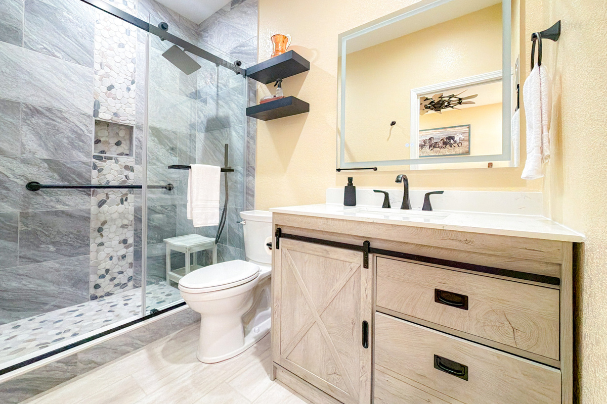 Ensuite