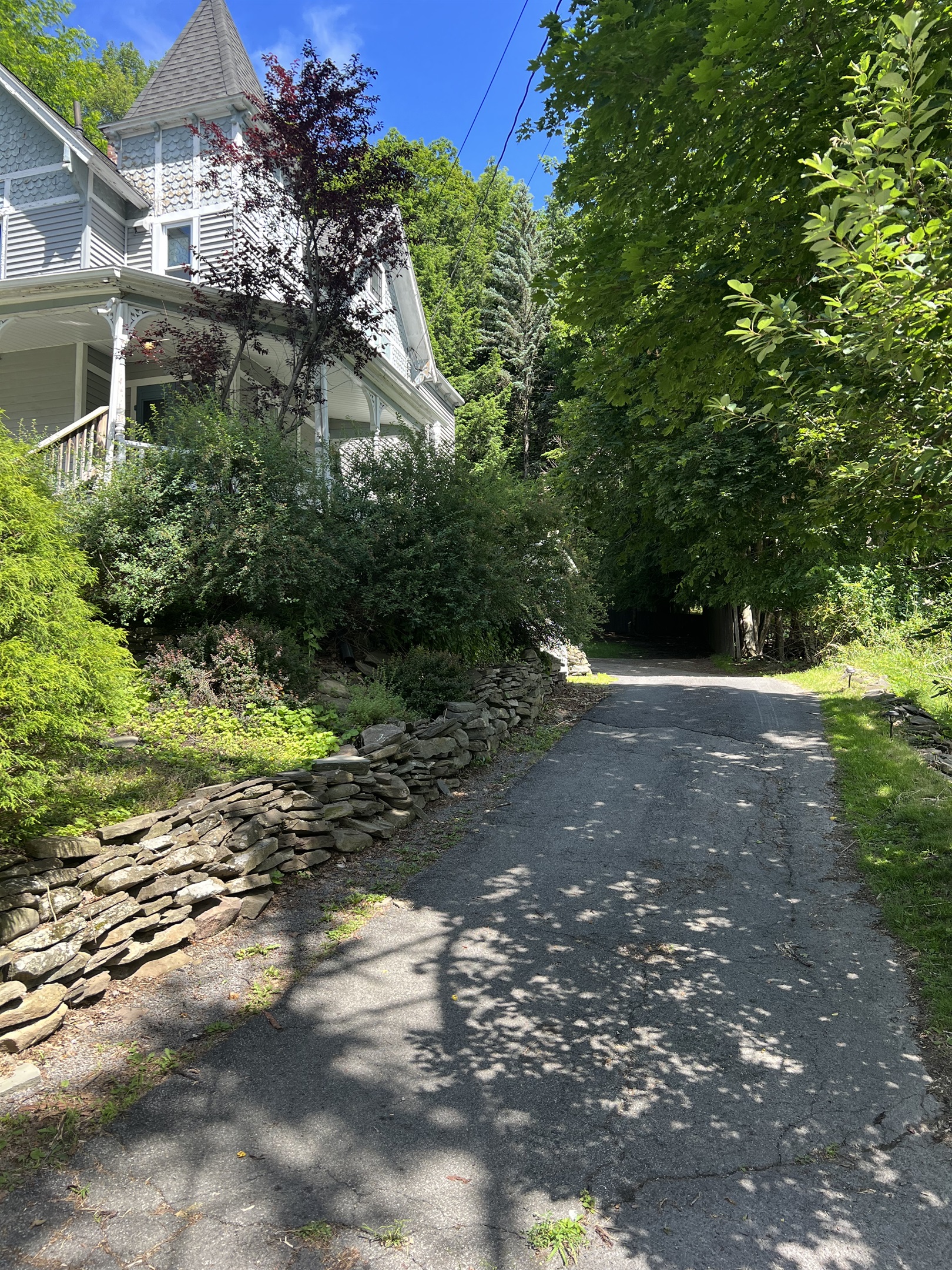 17 Cedar driveway, parking in rear