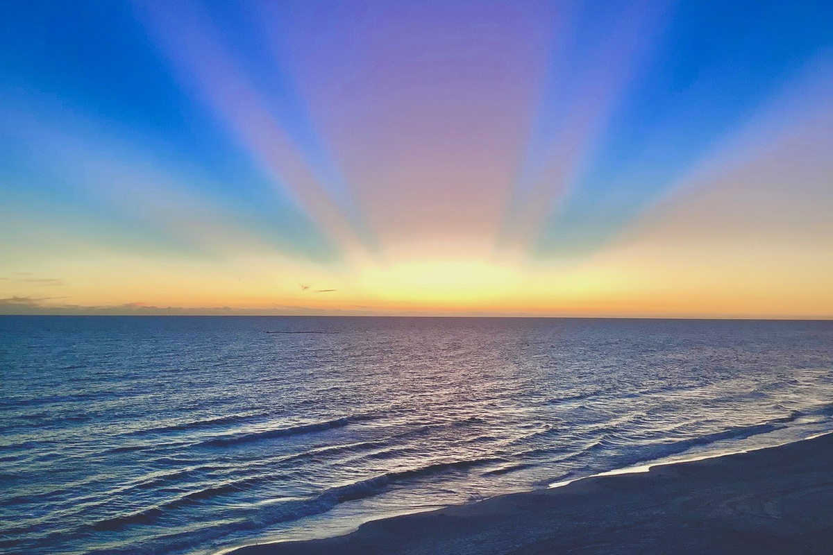 Suns rays