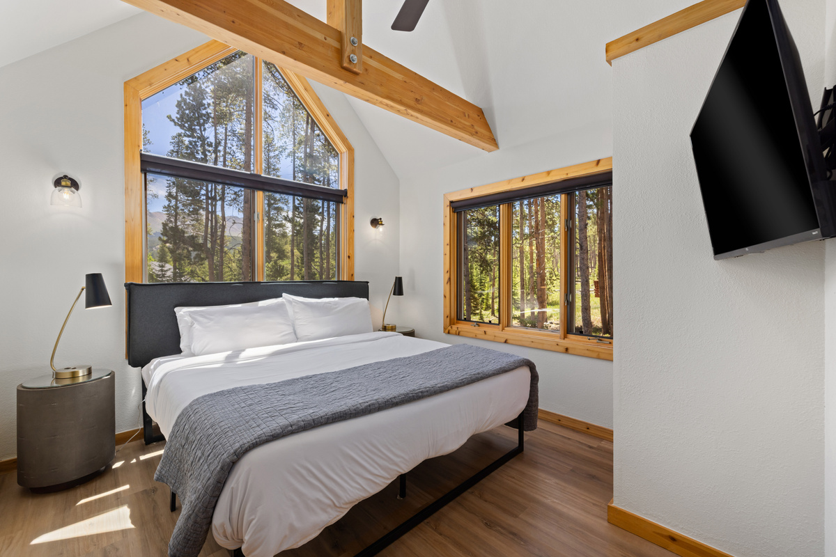 Bedroom #4 - King bed, lots of windows and natural light.