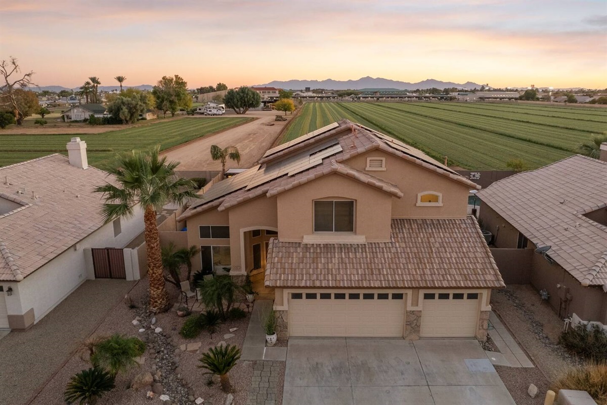 Peoria Home with Heated Pool + Hot Tub — Peoria Home with Heated Pool + Hot Tub, Peoria, Arizona — photo 11