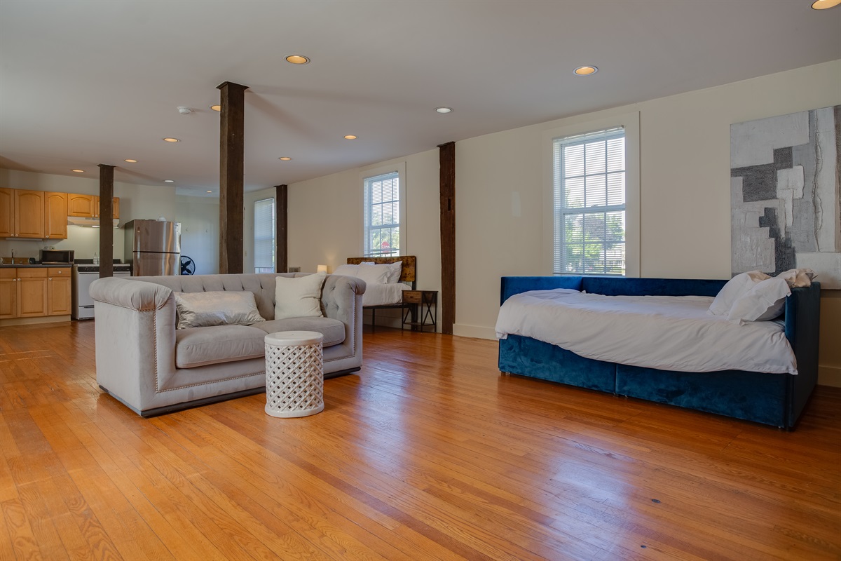 Studio Apartment