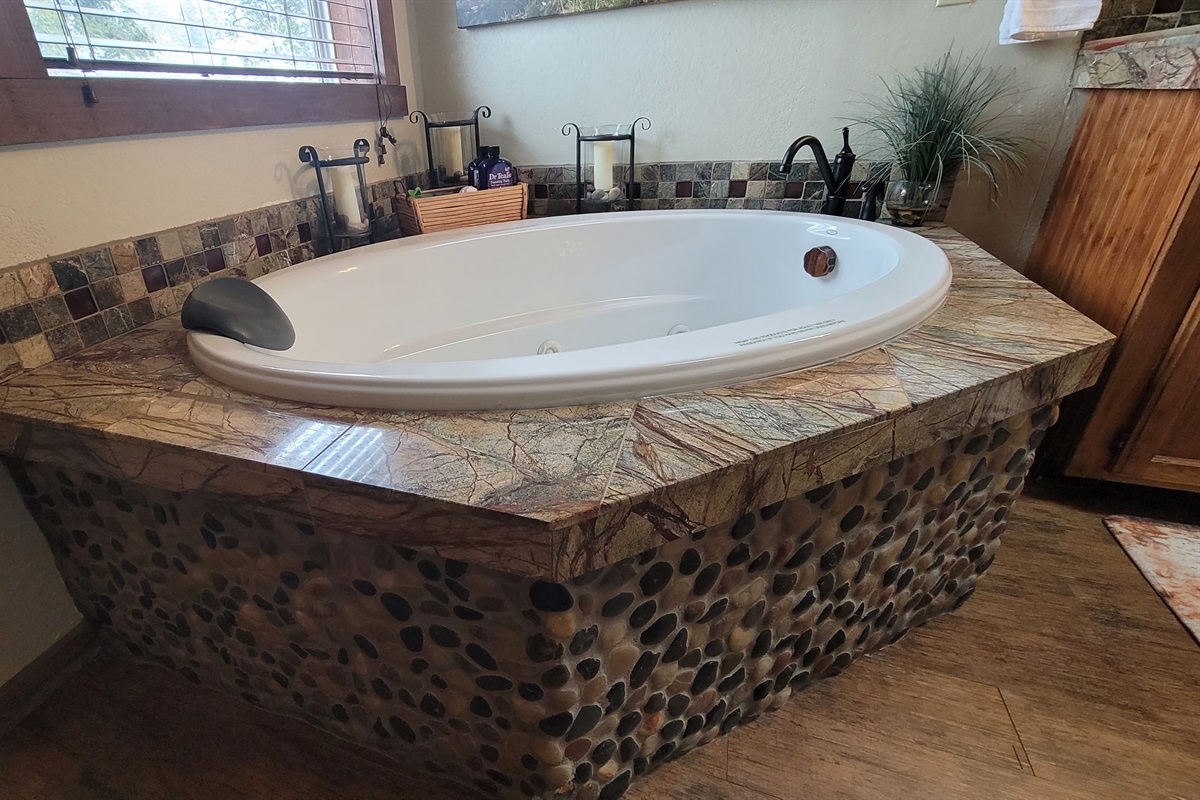 Jetted garden tub in the Master Suite