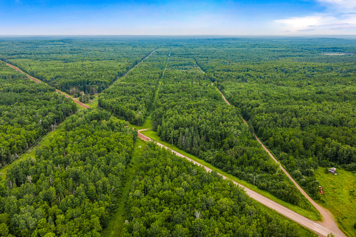 Take a left out of the driveway to meet up with the NorthShore State Trail