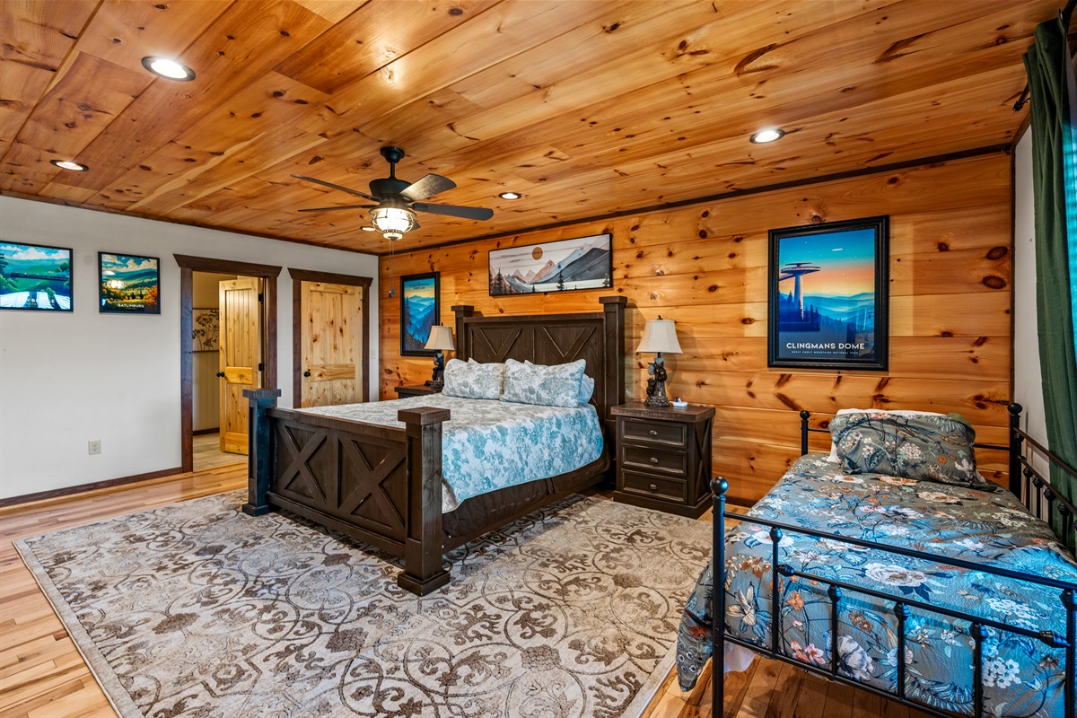 Lower Level King Bedroom with twin