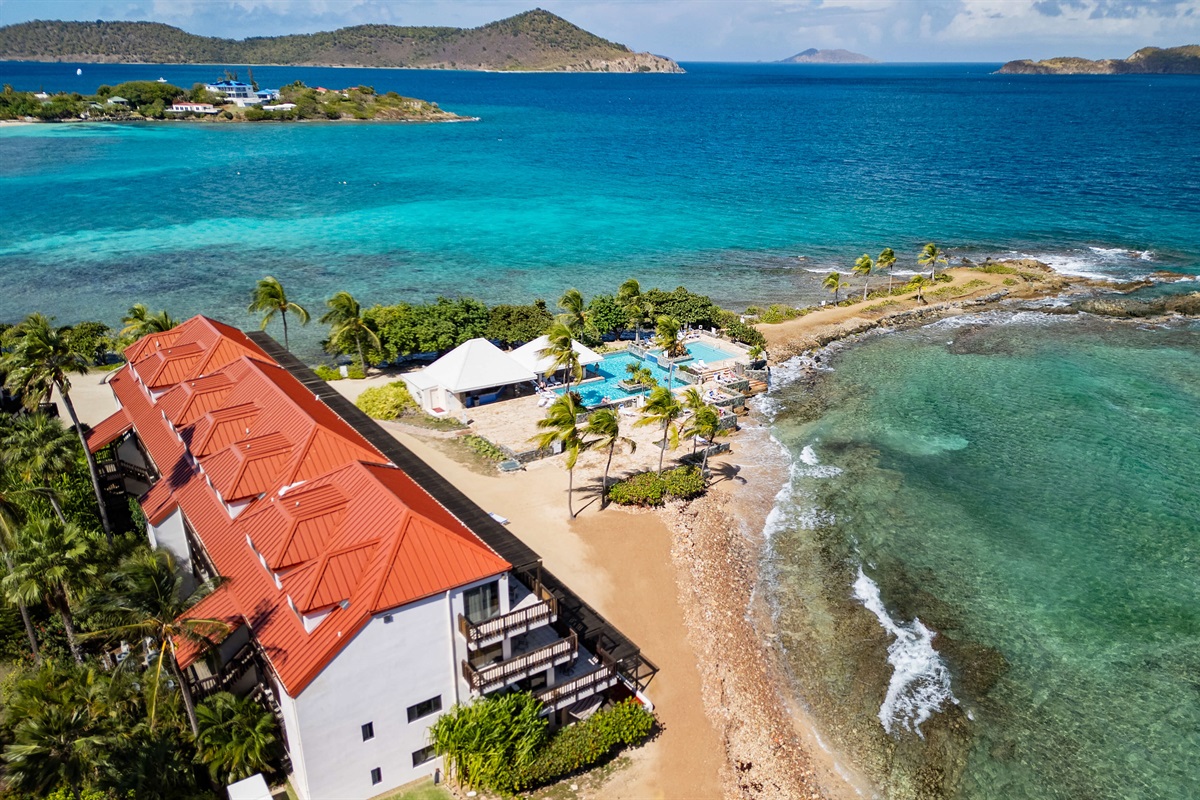 Panoramic views of crystal-clear Caribbean waters