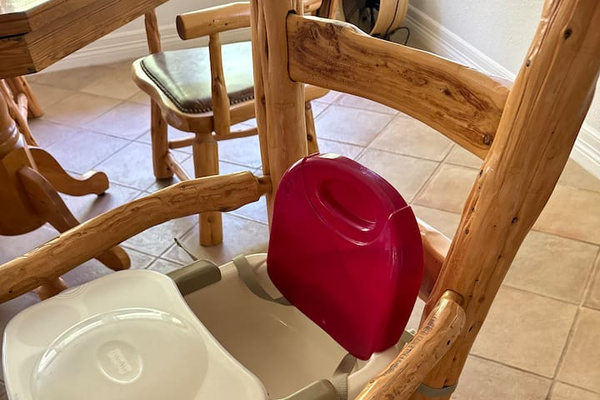 kids high chair/feeding seat
