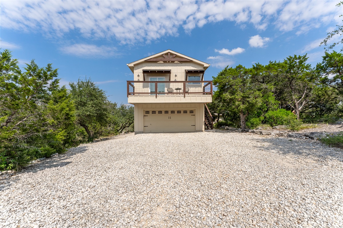 Private entrance and parking for easy access